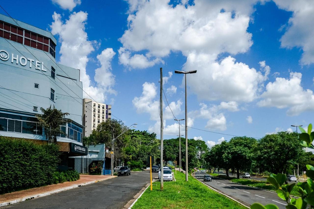 Vitoria Regia Hotel Bauru Exterior photo